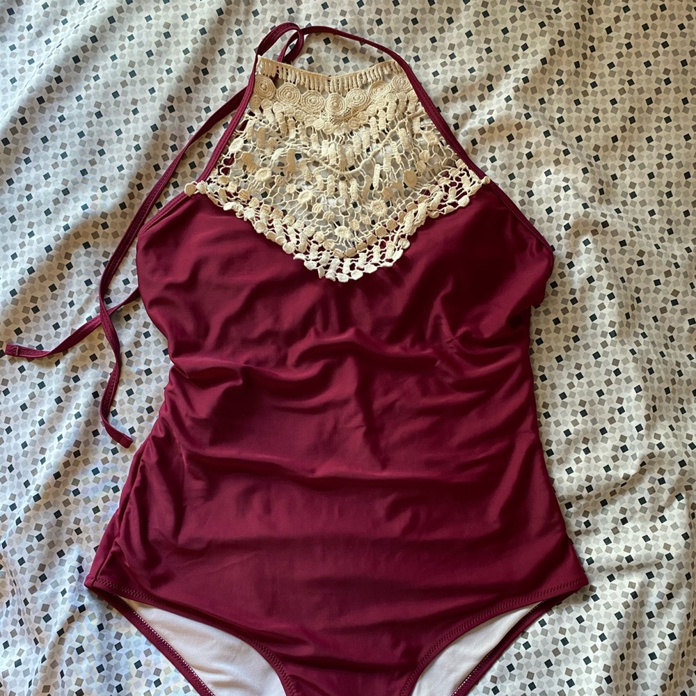 One piece bathing suit
